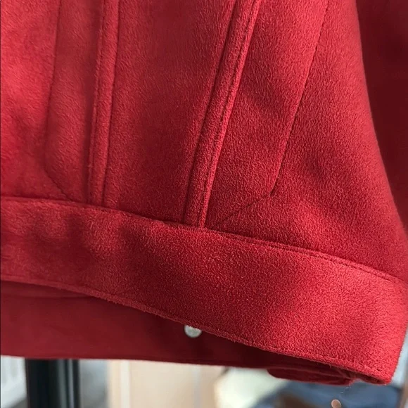 Red Cropped Jacket - Picture 4 of 5